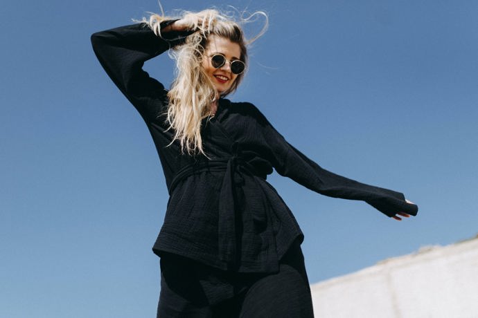 Mušelínové kimono Sam, weconcept, 2900 Kč
Mušelínové kimono Sam, weconcept, 2900 Kč