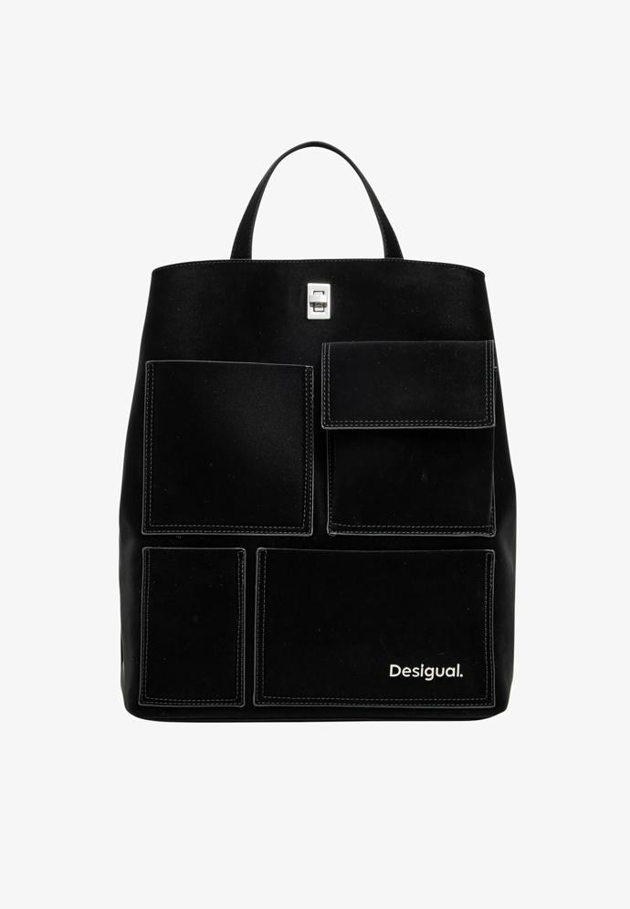 Desigual, 2379 Kč, zalando.cz

