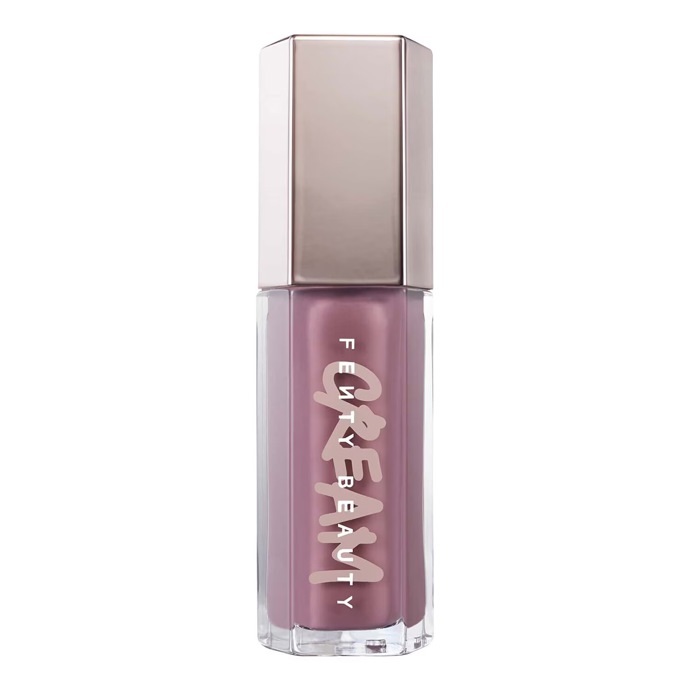 Lesk na rty, Fenty Beauty, 590 Kč
Lesk na rty, Fenty Beauty, 590 Kč