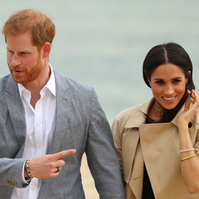 Princ Harry a jeho stylový Oura ring, prsten, který pečlivě hlídá jeho zdraví a kondici.
