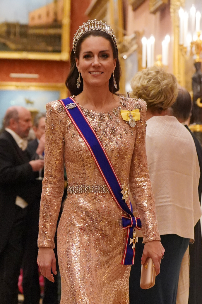 V roce 2022 se stala Kate Middleton díky korunovaci Prince Williama princeznou z Wallesu.
V roce 2022 se stala Kate Middleton díky korunovaci Prince Williama princeznou z Wallesu.