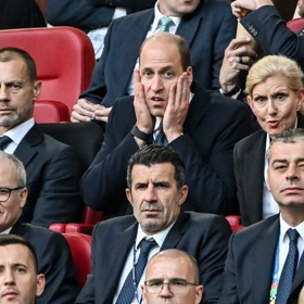 Tento vášnivý nejen sportovec, ale také fanoušek královského rodu si zajišťuje monitoring svého fyzického zdraví pomocí náramku značky Whoop.
