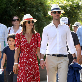 Pippa Middleton v šatech Kate Spade na French Open 2018.
