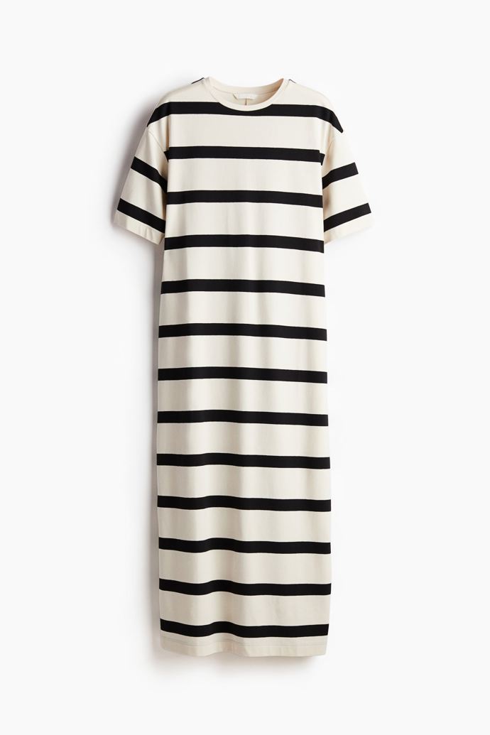 Tričkové šaty, H&M, 359 Kč
Tričkové šaty, H&M, 359 Kč