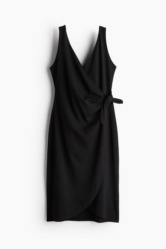 Zavinovací šaty na ramínka, H&M, 719 Kč
