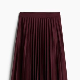 Plisovaná sukně, 479 Kč, H&M
