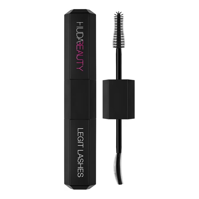 Řasenka, Huda Beauty, 830 Kč
Řasenka, Huda Beauty, 830 Kč
