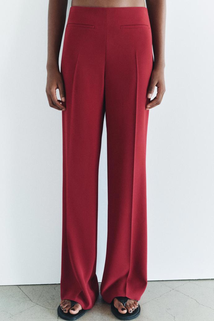 Kalhoty, Zara, 849 Kč
Kalhoty, Zara, 849 Kč
