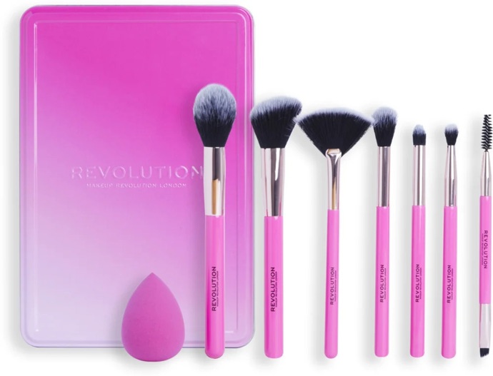 Set štětců na obličej, Makeup Revolution, 1 060 Kč
Set štětců na obličej, Makeup Revolution, 1 060 Kč
