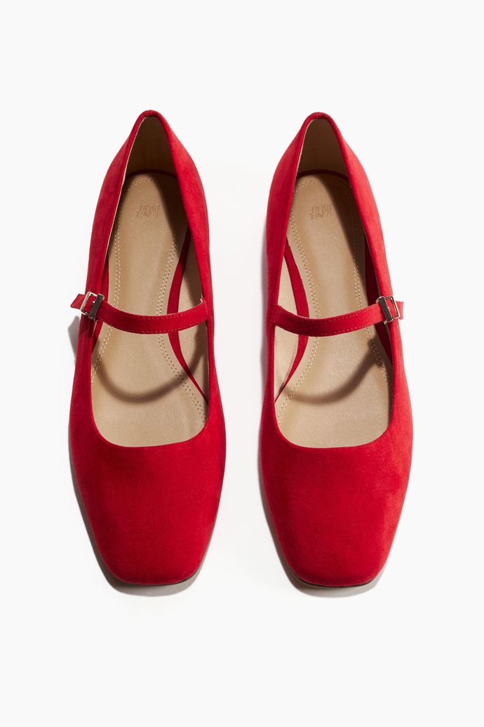 Mary Jane balerínky, H&M, 479 Kč
Mary Jane balerínky, H&M, 479 Kč