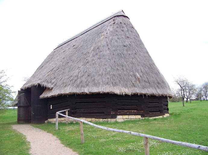 Polygonální stodola ze Želejova, Muzeum lidových staveb v Kouřimi
Polygonální stodola ze Želejova, Muzeum lidových staveb v Kouřimi
