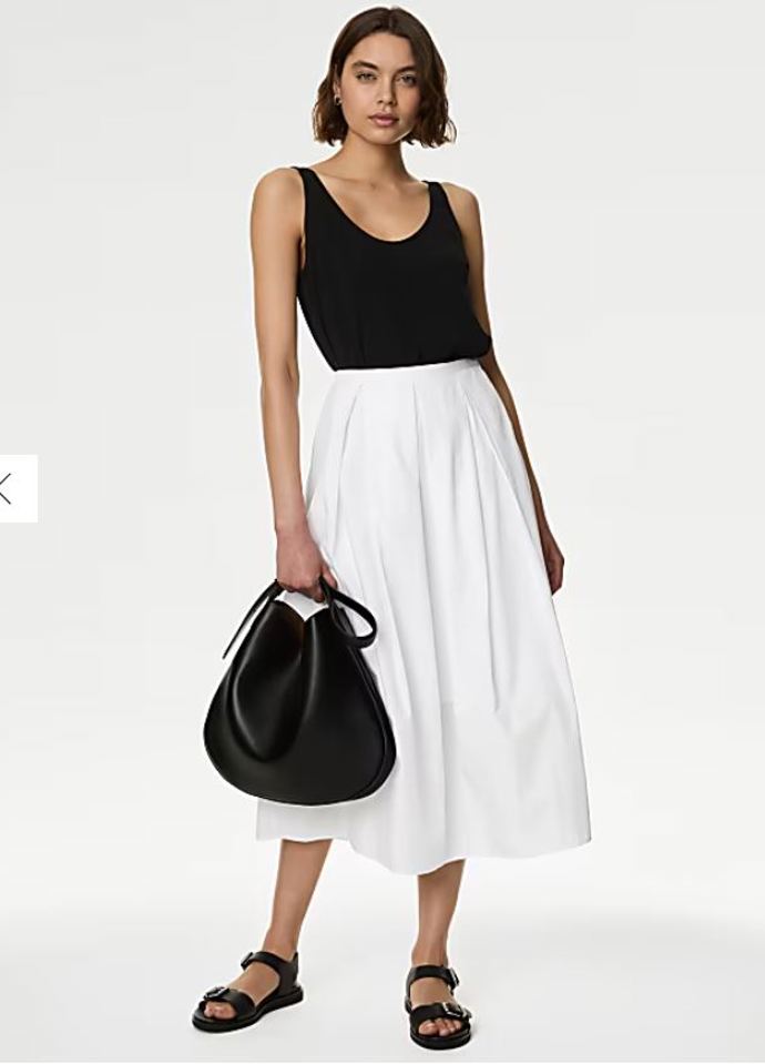 Marks&Spencer 1299 Kč
