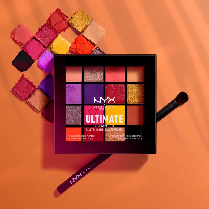 Paletka očních stínů, NYX Professional Makeup, 599 Kč
Paletka očních stínů, NYX Professional Makeup, 599 Kč