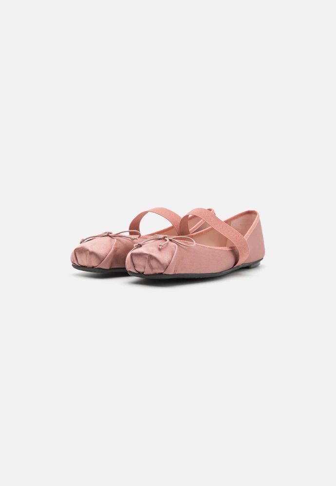 Saténové baleríny, Pretty Ballerinas, 4 780 Kč
