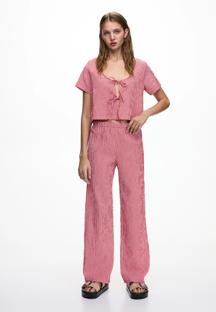 Kalhoty, Pull&Bear, 699 Kč
Kalhoty, Pull&Bear, 699 Kč