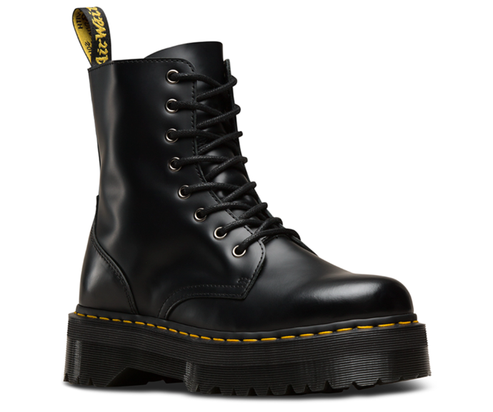 Šněrovací boty, Dr. MARTENS, 5990 Kč.
Šněrovací boty, Dr. MARTENS, 5990 Kč.