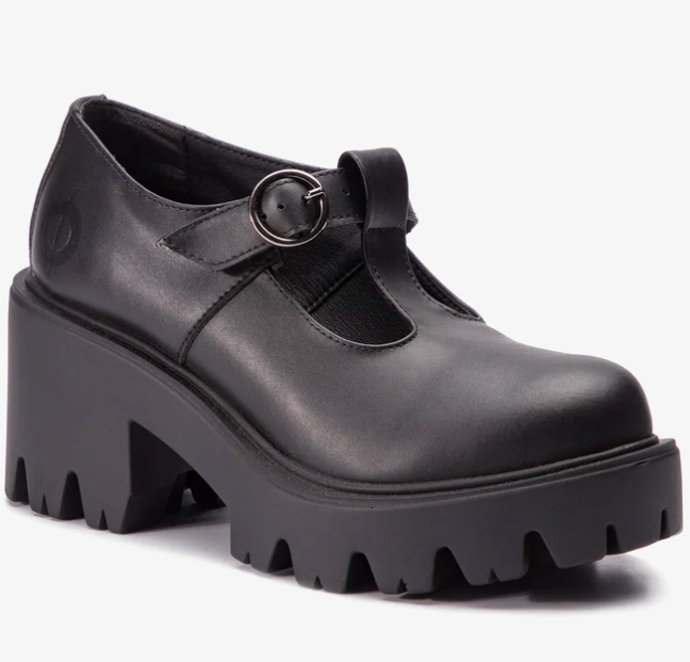 Polobotky, Altercore, 2859 Kč.
Polobotky, Altercore, 2859 Kč.