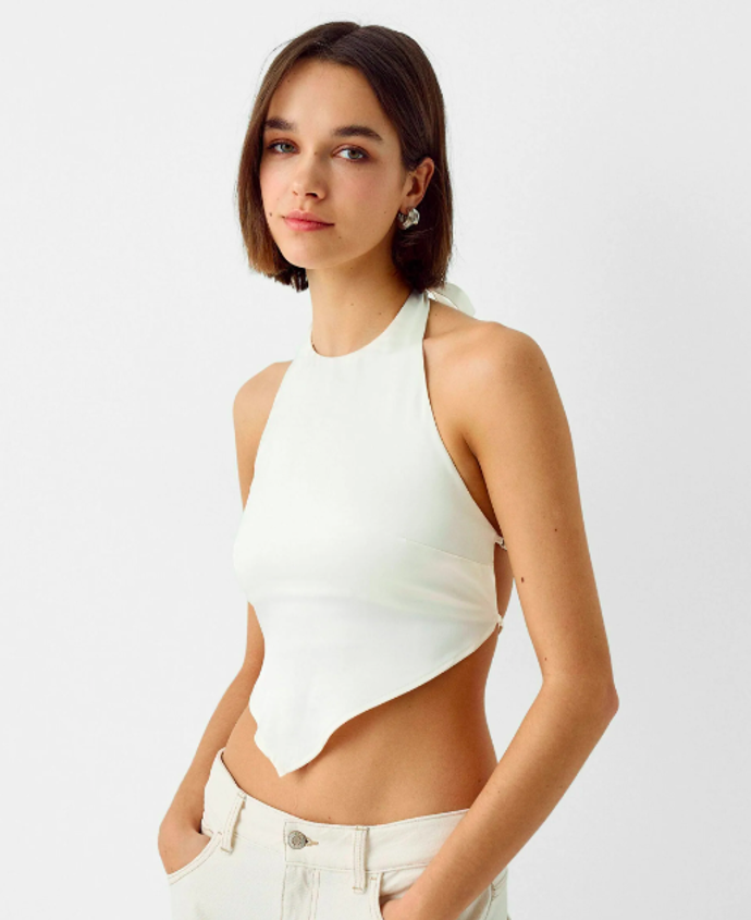 Top za krk, Bershka, 479 Kč.
Top za krk, Bershka, 479 Kč.