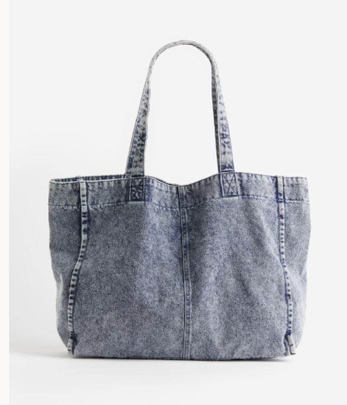 Džínová taška, shopper, H&M, 499 Kč
