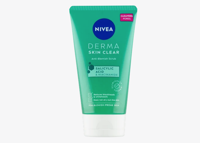 Derma Skin Clear čisticí pleťový peeling je určený pro pleť se sklonem k nedokonalostem s kyselinou salicylovou a niacinamidem je vhodný na obličej i tělo. Redukuje černé tečky a bílé pupínky, čistí póry a nevysušuje pleť. 149 Kč
