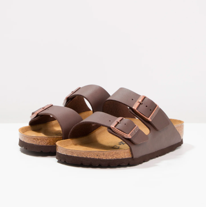 Pantofle, Birkenstock, 2130 Kč. 
