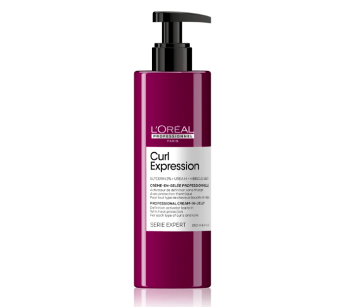 Stylingový krém pro definici vln, L’Oréal Professionnel, 640 Kč.
Stylingový krém pro definici vln, L’Oréal Professionnel, 640 Kč.