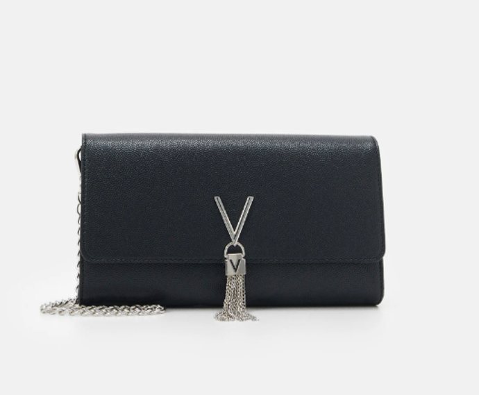 Psaníčko, Valentino Bags, 1940 Kč.
Psaníčko, Valentino Bags, 1940 Kč.