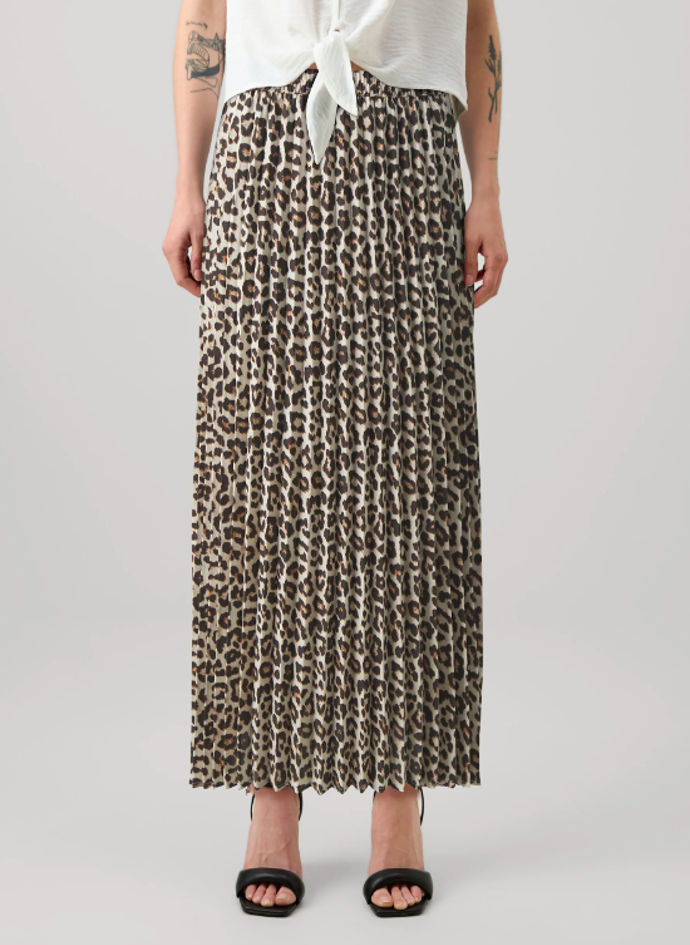 Plisovaná maxi sukně, ONLY Petite, 960 Kč.
Plisovaná maxi sukně, ONLY Petite, 960 Kč.