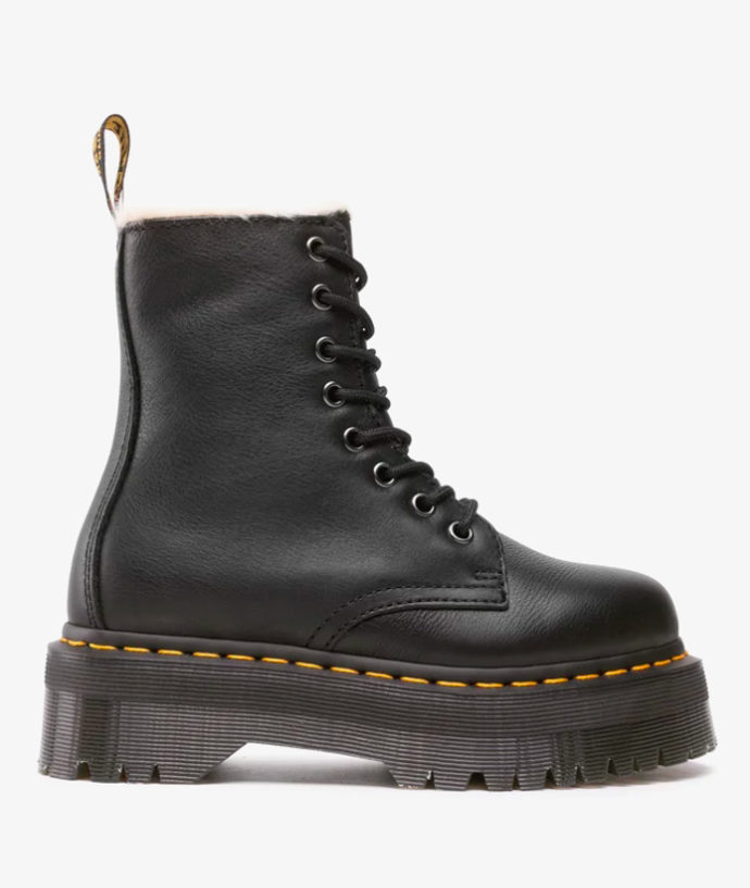 Boty, Dr. Martens, 6512 Kč.
Boty, Dr. Martens, 6512 Kč.