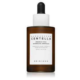 Sérum pro obnovu kožní bariéry, Skin1004, 888 Kč. 
