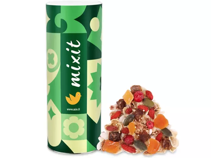 Zelený tubus ze série Müsli zdravě napoví, že zde hraje prim zelený čaj matcha. Detoxikační mix tvoří výživné pseudoobiloviny amarant a pohanka, křupání zaručí rýžové a ovesné vločky, náramnou chuť dodá šťavnatý červený rybíz, meruňky a žlutý meloun. Úžasnými zdroji zdravých tuků jsou chia semínka a dýňová jádra. 199 Kč
