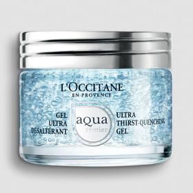 Hydratační gel, L'Occitane, 870 Kč

je obohacený o vodu z pramene Réotier a kyselinu hyaluronovou, jejichž vlastnosti působí jako magnet, který poskytuje pleti hydrataci a zanechává ji rozzářenou a hydratovanou po celý den. 

 
