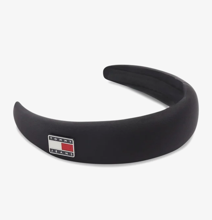 Čelenka, Tommy Jeans, 899 Kč. 
