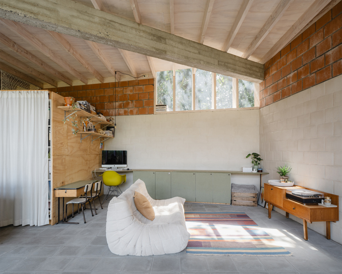 Galerie: Domek nazvaný T(uin)HUIS Atelier Galerie: Domek nazvaný T(uin)HUIS Atelier