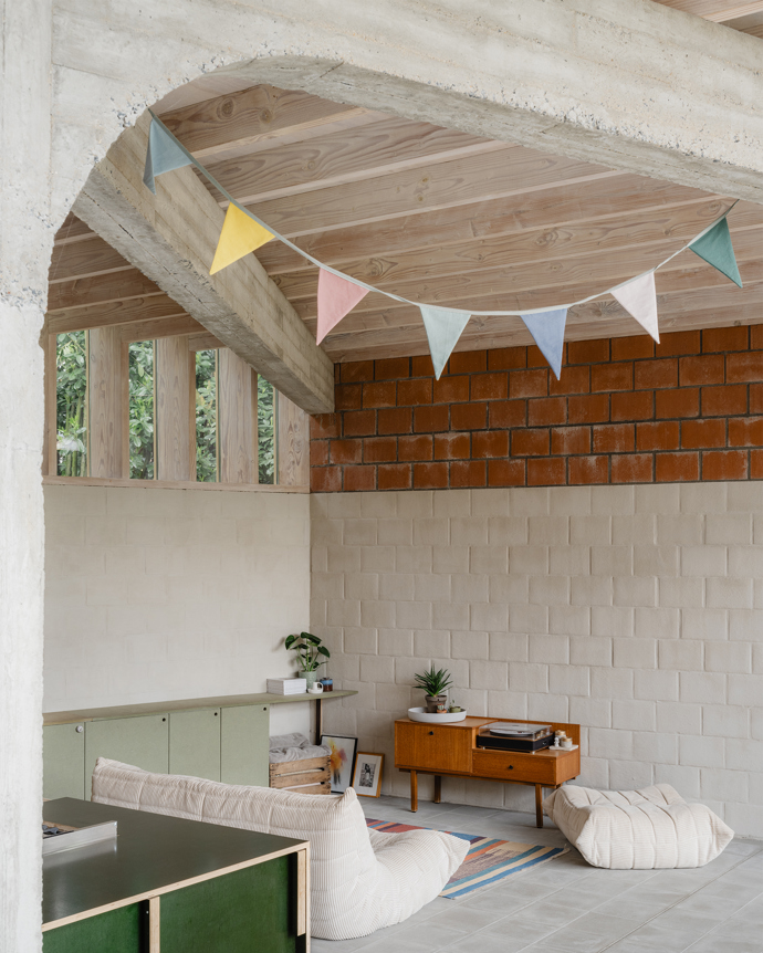 Galerie: Domek nazvaný T(uin)HUIS Atelier Galerie: Domek nazvaný T(uin)HUIS Atelier