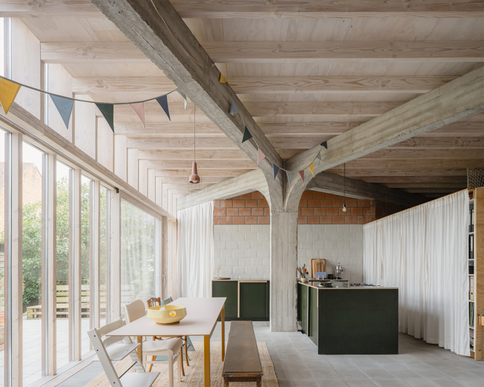 Galerie: Domek nazvaný T(uin)HUIS Atelier Galerie: Domek nazvaný T(uin)HUIS Atelier
