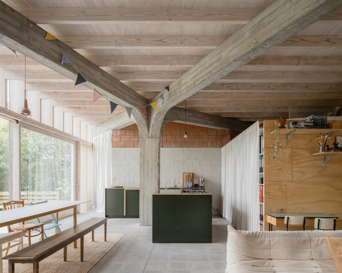 Galerie: Domek nazvaný T(uin)HUIS Atelier Galerie: Domek nazvaný T(uin)HUIS Atelier