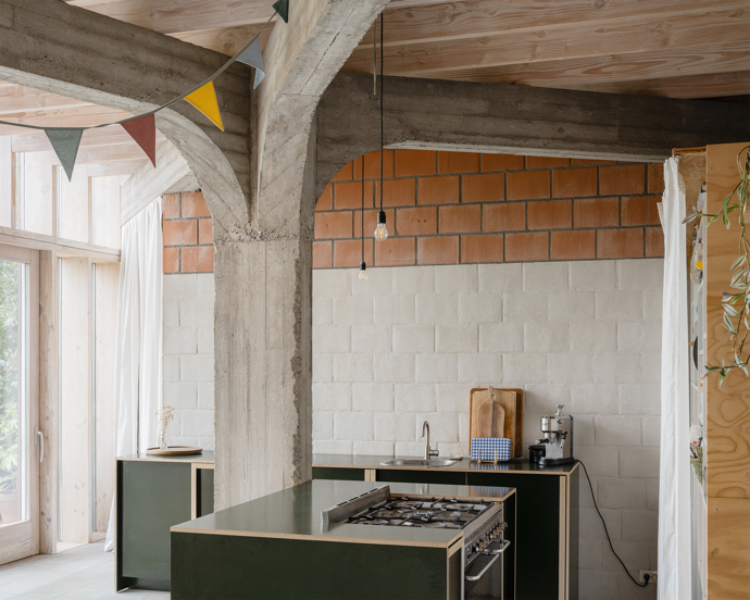 Galerie: Domek nazvaný T(uin)HUIS Atelier Galerie: Domek nazvaný T(uin)HUIS Atelier