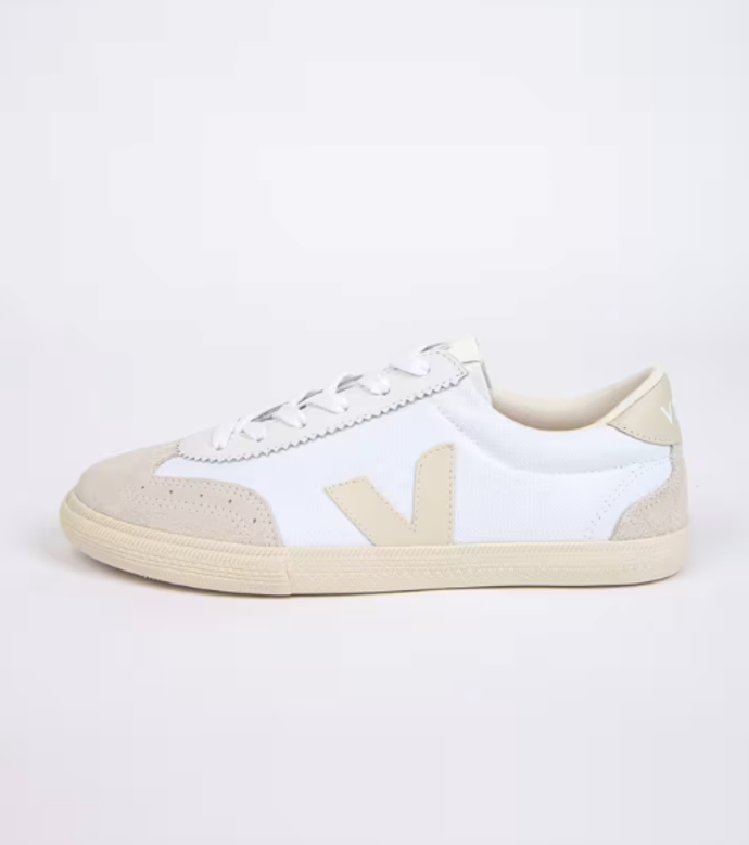 Tenisky Volley Canvas, Veja, 1970 Kč
Tenisky Volley Canvas, Veja, 1970 Kč