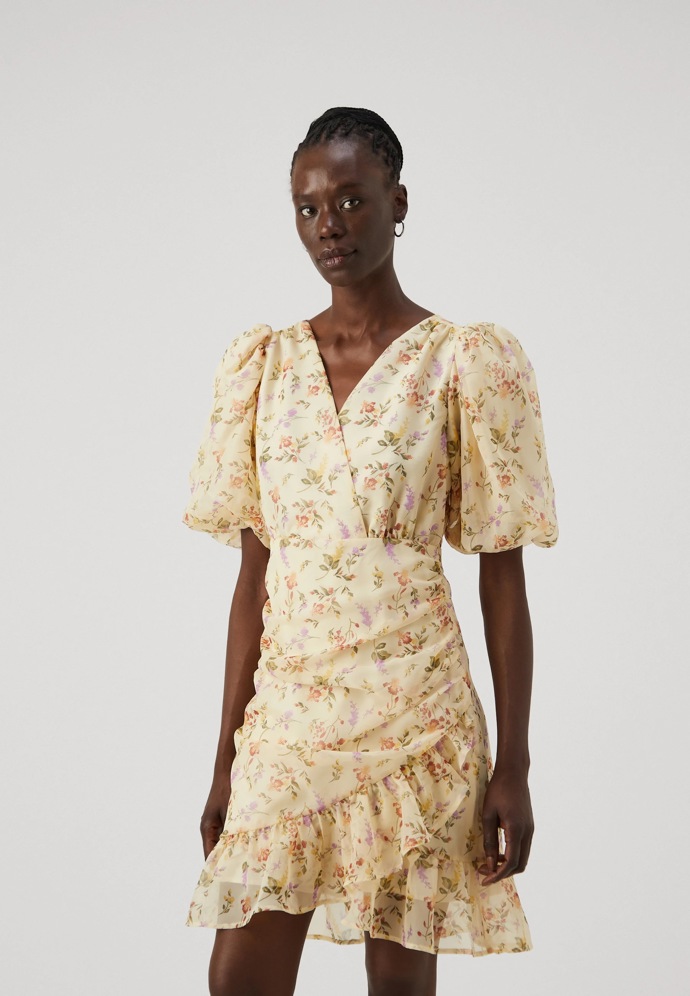 Šaty, Vero Moda, 1 520 Kč
Šaty, Vero Moda, 1 520 Kč