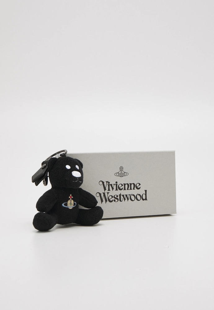 Přívěsek, Vivienne Westwood, 6 720 Kč
