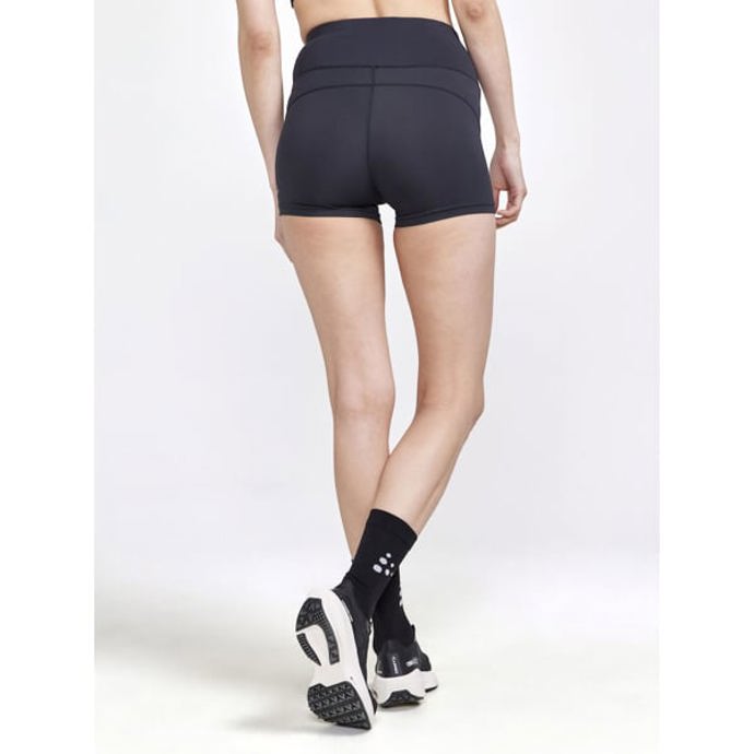 Pohodlné kraťasy na cvičení ADV Essence Hot Pants 2 určené pro širokou škálu sportovních aktivit. 990 Kč

