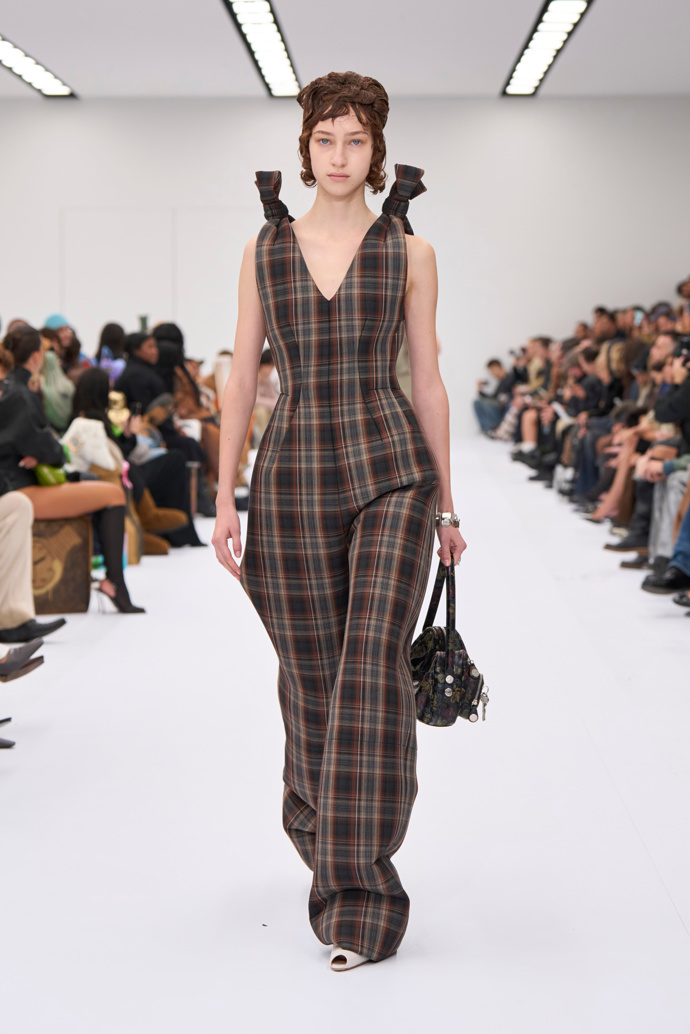 Acne jaro/léto 2025
