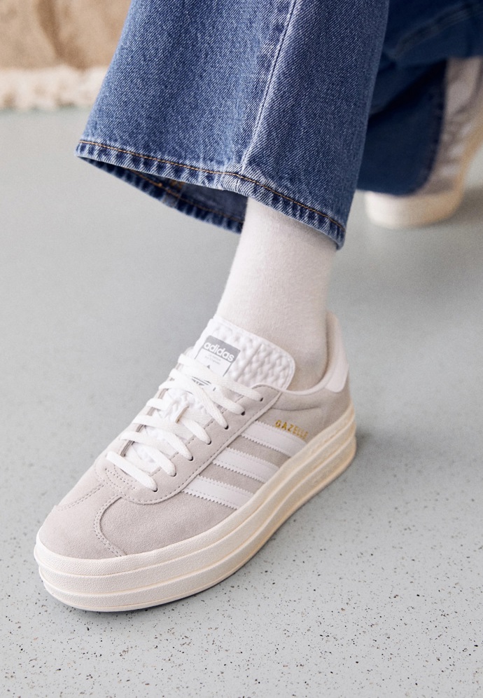 Tenisky, Adidas Originals, 2 860 Kč
Tenisky, Adidas Originals, 2 860 Kč