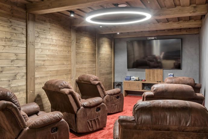 Domácí kino je připraveno promítat oblíbené pohádky pro děti.
Domácí kino je připraveno promítat oblíbené pohádky pro děti.