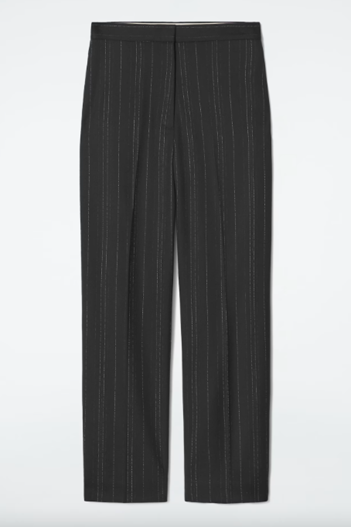 COS, 125 eur
COS, 125 eur