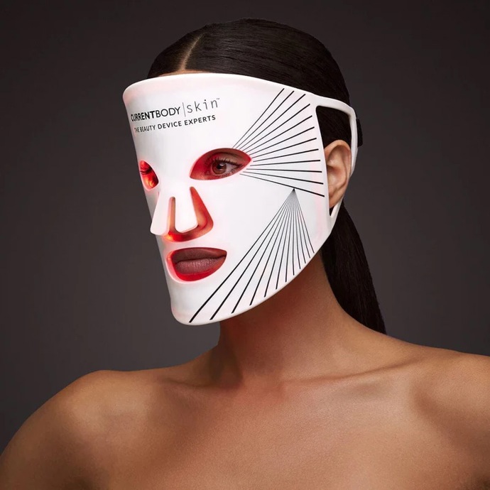 LED maska, CurrentBody Skin, 9 045 Kč
LED maska, CurrentBody Skin, 9 045 Kč