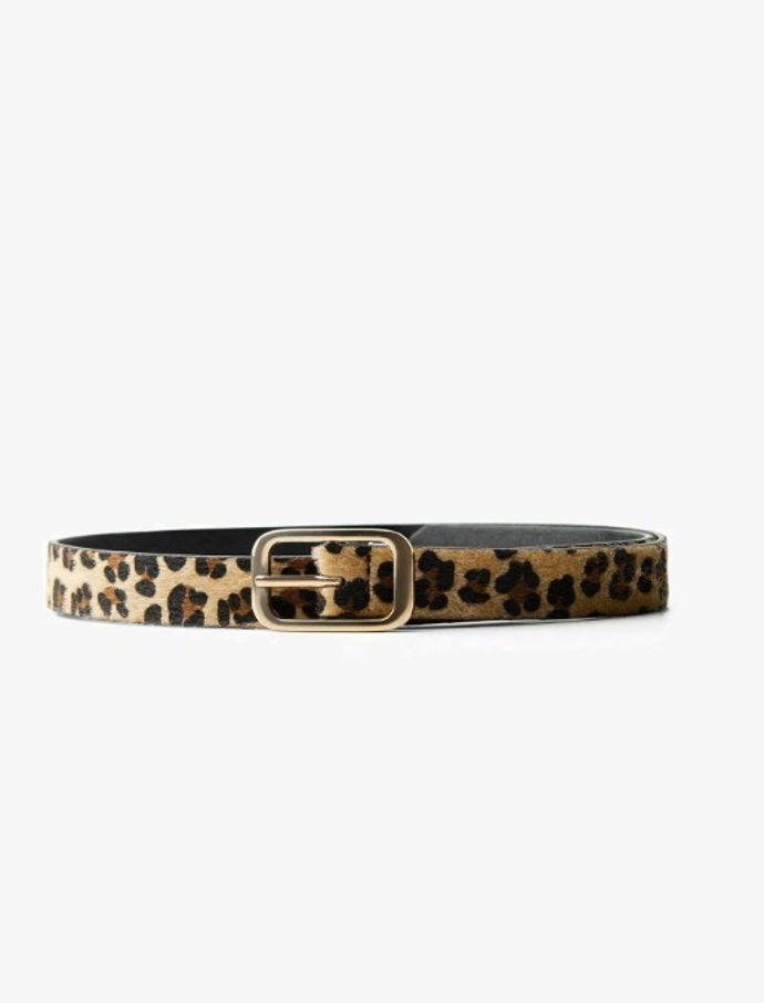 Dámský opasek, Bershka, 399 Kč
Dámský opasek, Bershka, 399 Kč