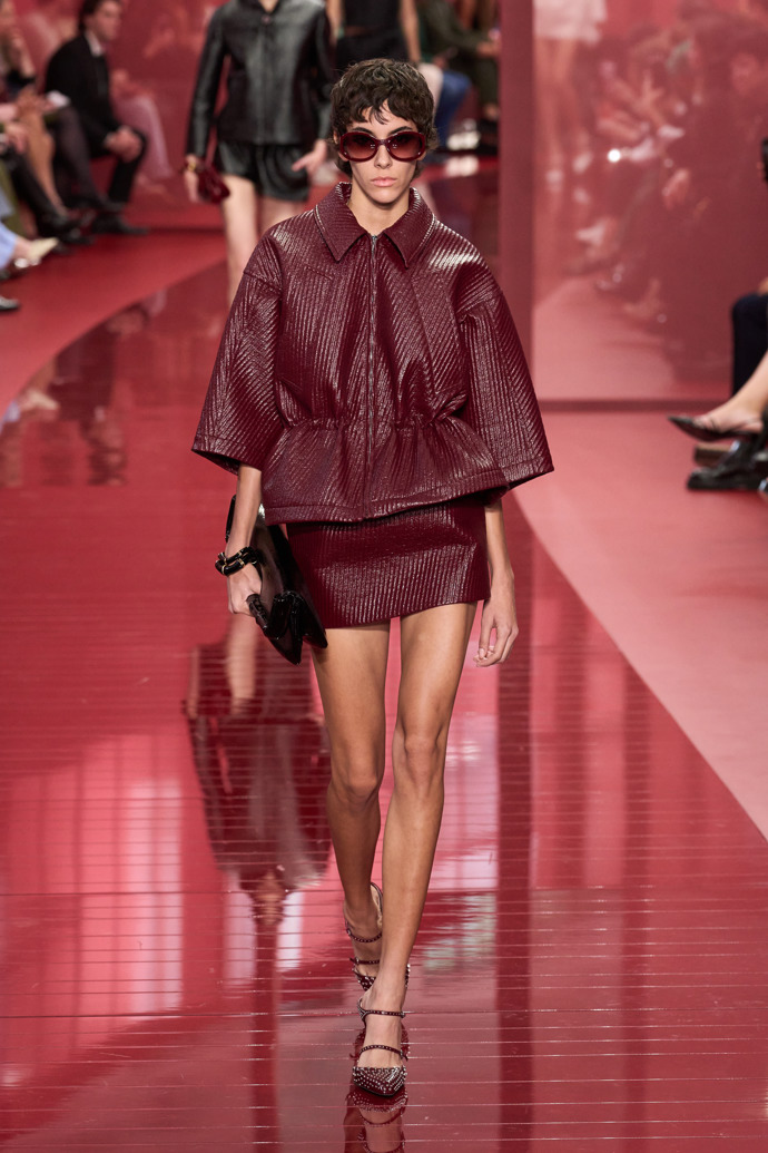 Gucci jaro/léto 2025
Gucci jaro/léto 2025