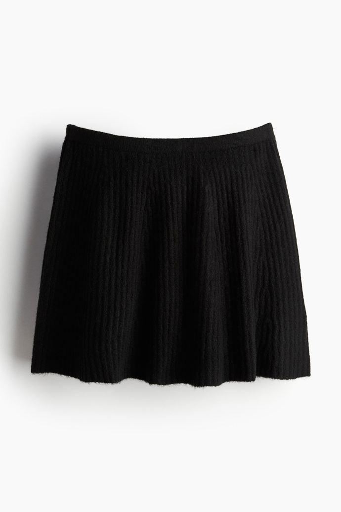 Áčková minisukně z žebrovaného úpletu, H&M, 479 Kč
Áčková minisukně z žebrovaného úpletu, H&M, 479 Kč